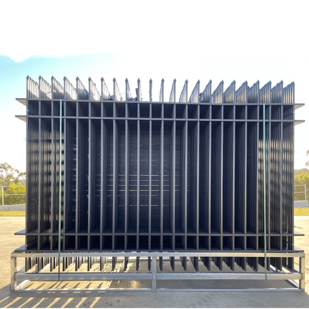 Greatbear 300 Linear Ft. Galvanized-Steel 4-Rail Fence Package – 30 Panels