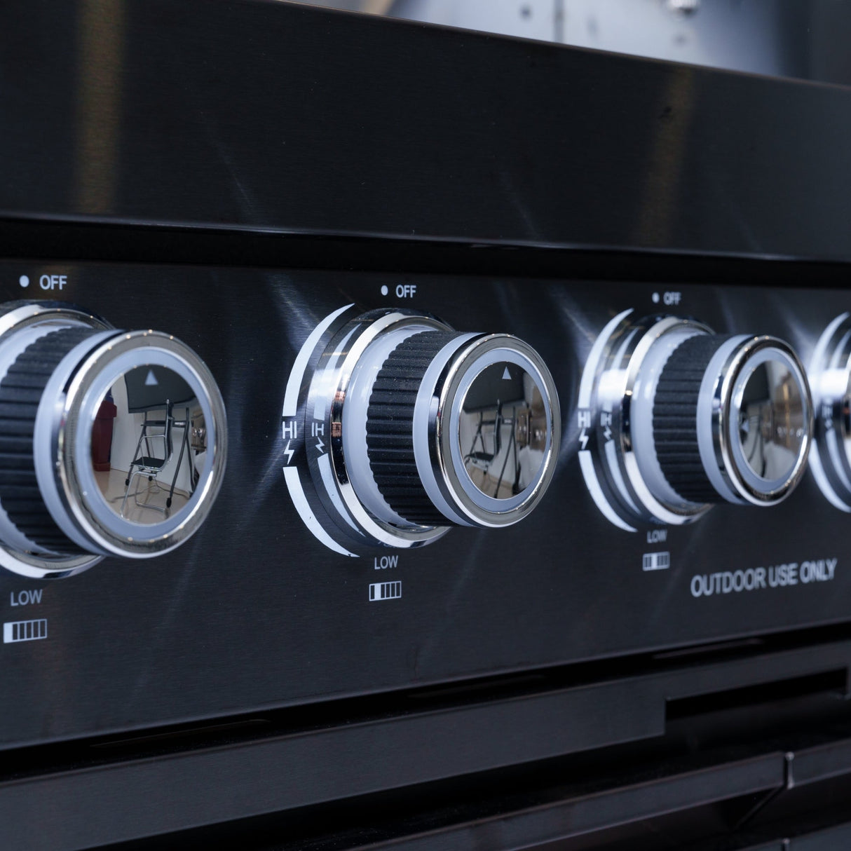 65" Propane Outdoor Kitchen with 4-Burner Grill, Side Burner & Rotisserie – Black