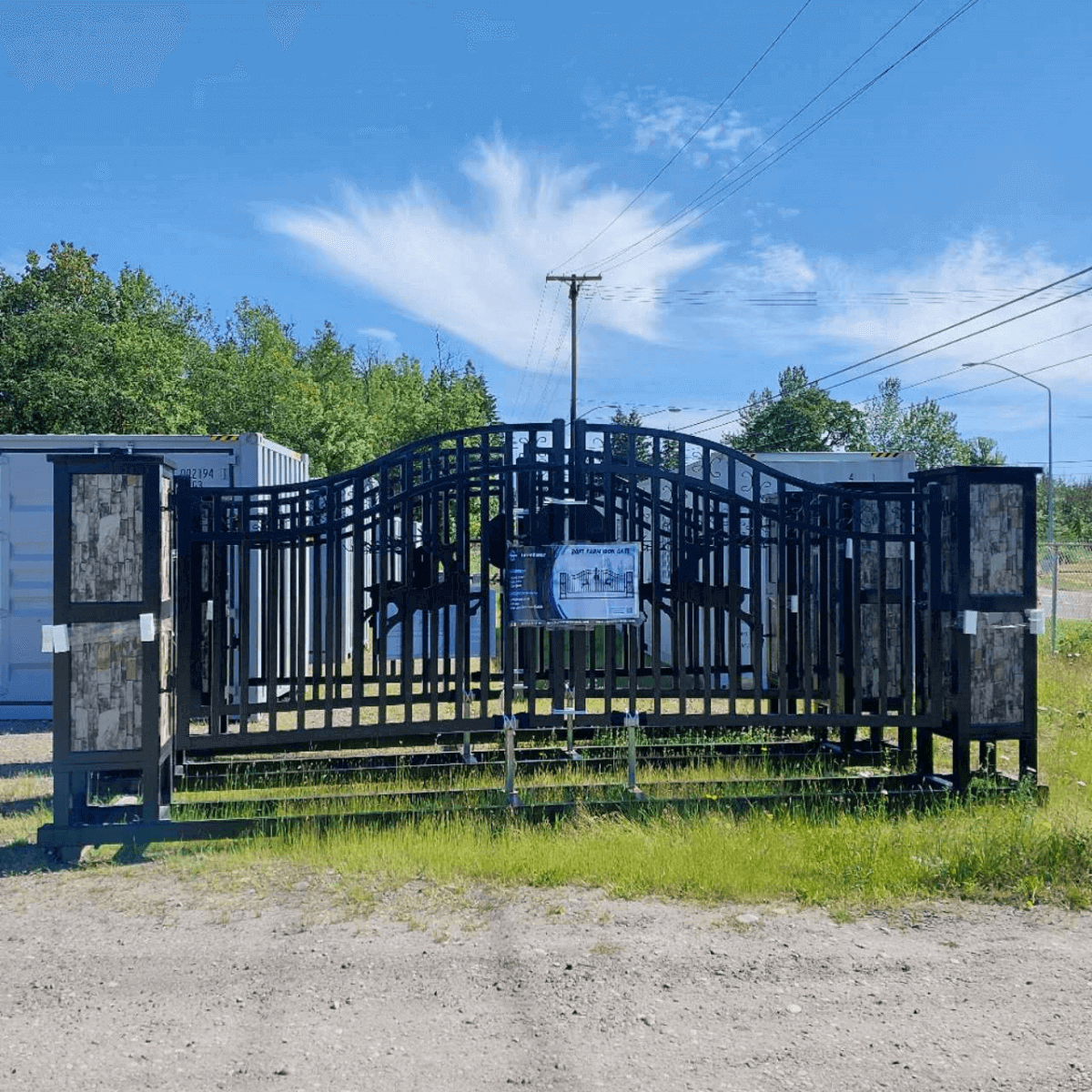20' × 8' Powder-Coated Iron Dual-Swing Driveway Gate with Deer Motif