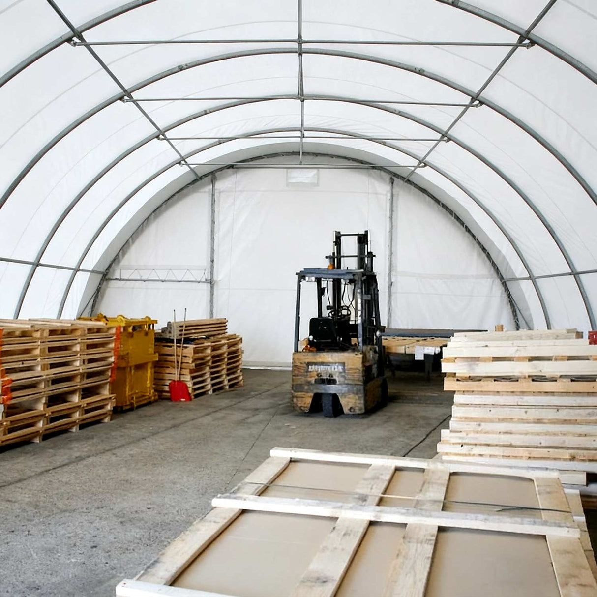 Chery Industrial 40' × 80' × 20' Single-Truss Arch Storage Shelter