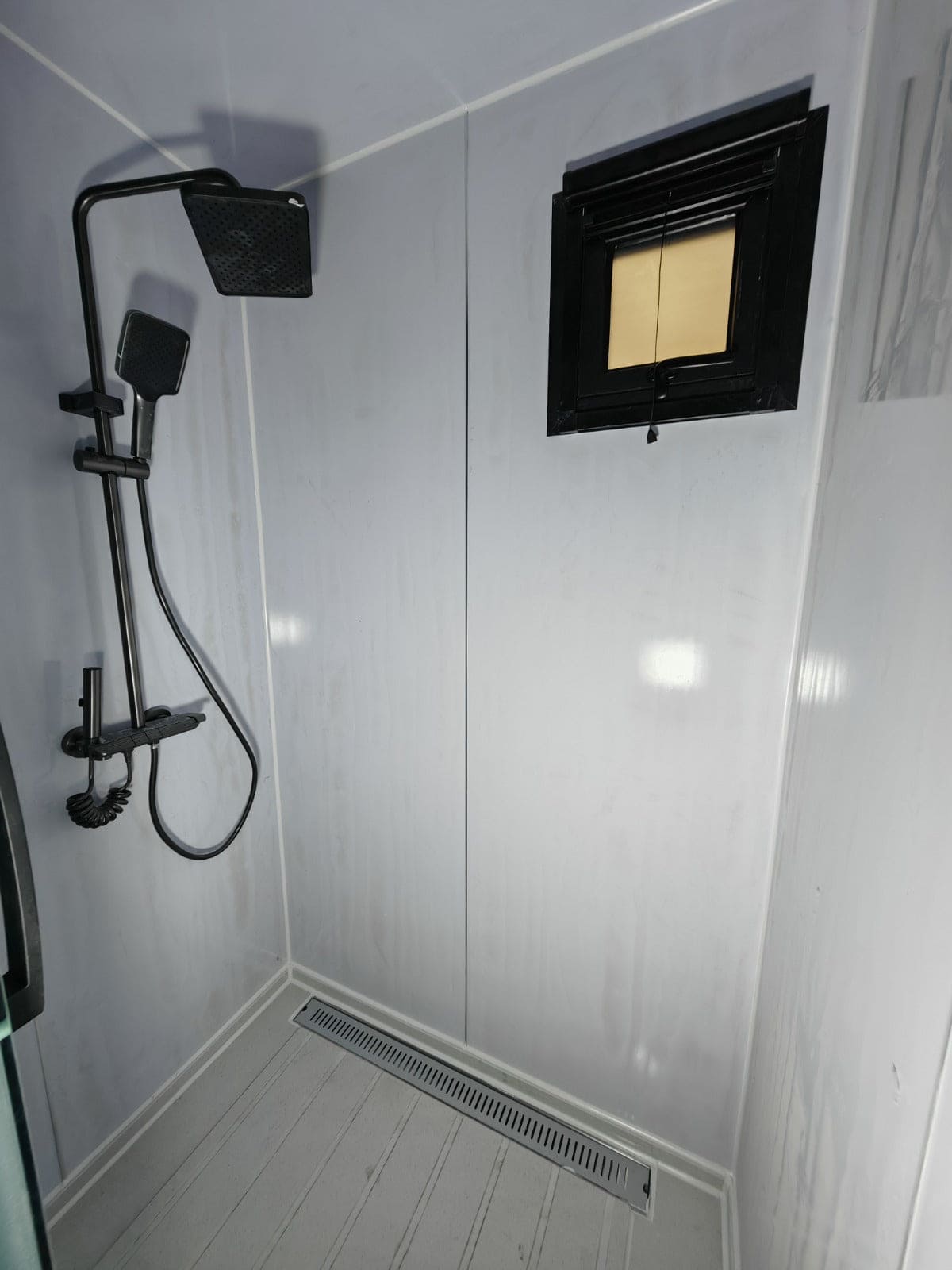 Expandable, Fully Equipped Tiny Home – Delivered to Your Property